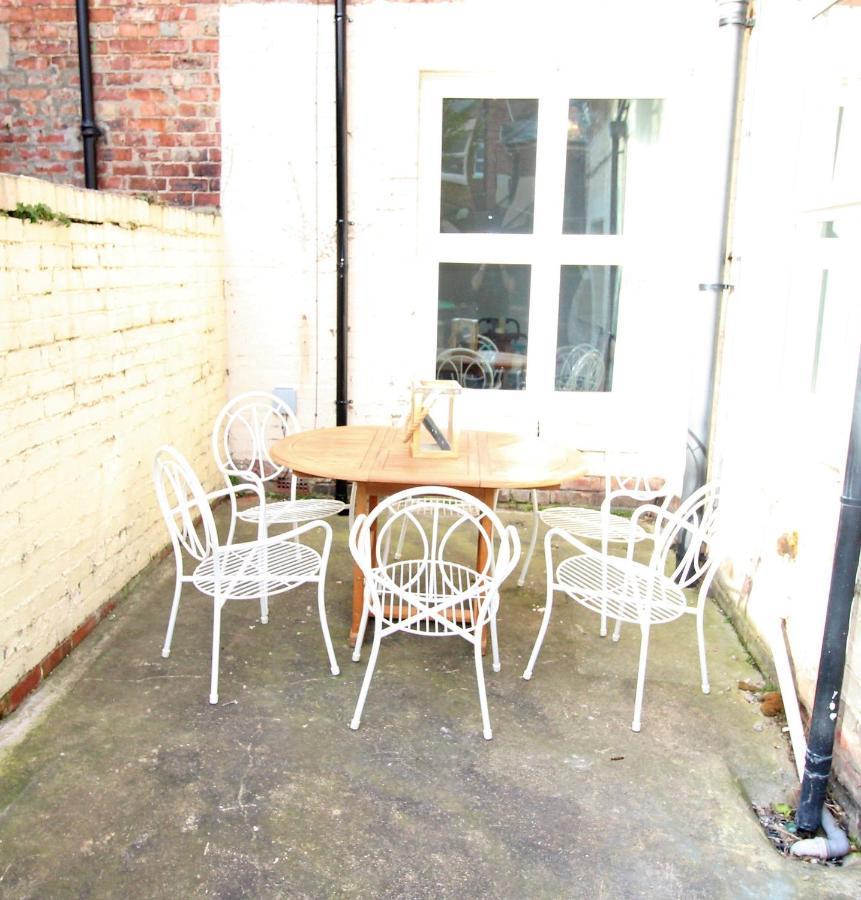 Newcastle - Heaton - Great Customer Feedback - 5 Large Bedrooms - Period Property - Refurbished Throughout Eksteriør bilde
