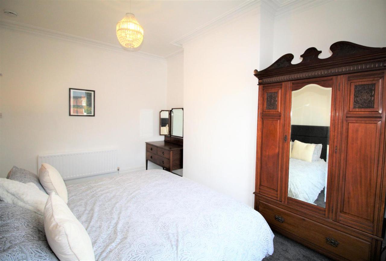 Newcastle - Heaton - Great Customer Feedback - 5 Large Bedrooms - Period Property - Refurbished Throughout Eksteriør bilde